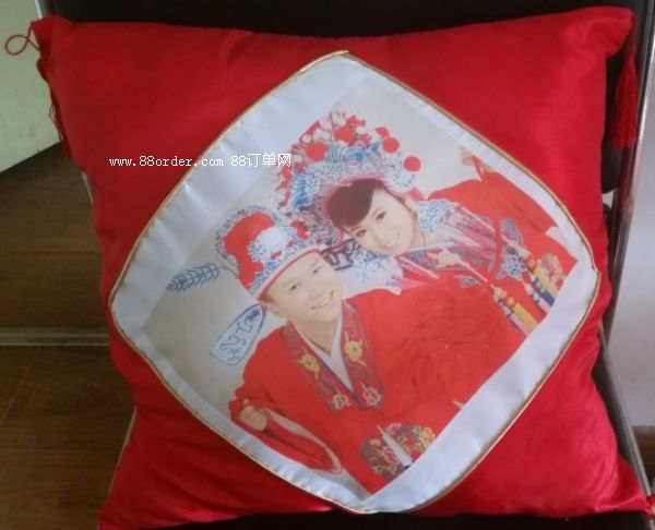 哪里有個(gè)性禮品定制的?想要特別的禮物到哪里訂?